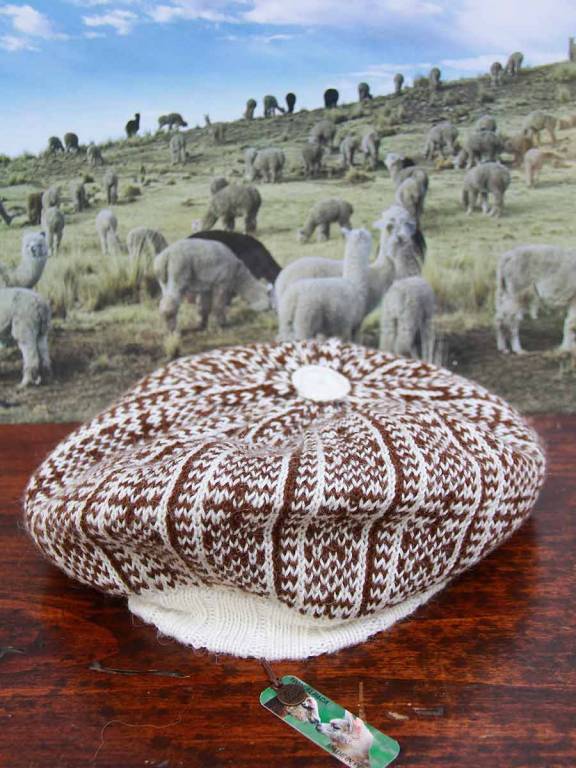 Bonnets faits à la main - Chapeaux en laine d'alpaga - La Mamita