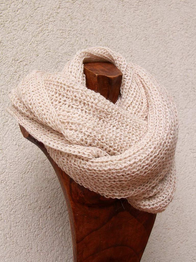 scaldacollo in alpaca aurora