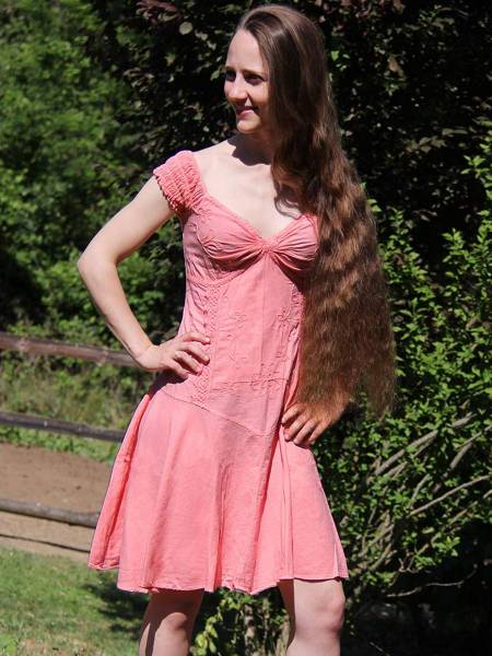 Robe epaule dénudée Orchidea